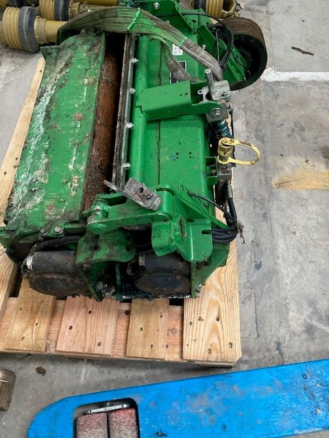 John Deere 8500i - Ensileuse: photos 2 John Deere 8500i - Ensileuse: photos 2