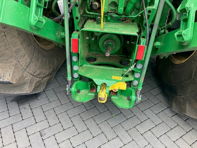 John Deere 8R 370 - Tracteur agricole: photos 5 John Deere 8R 370 - Tracteur agricole: photos 5