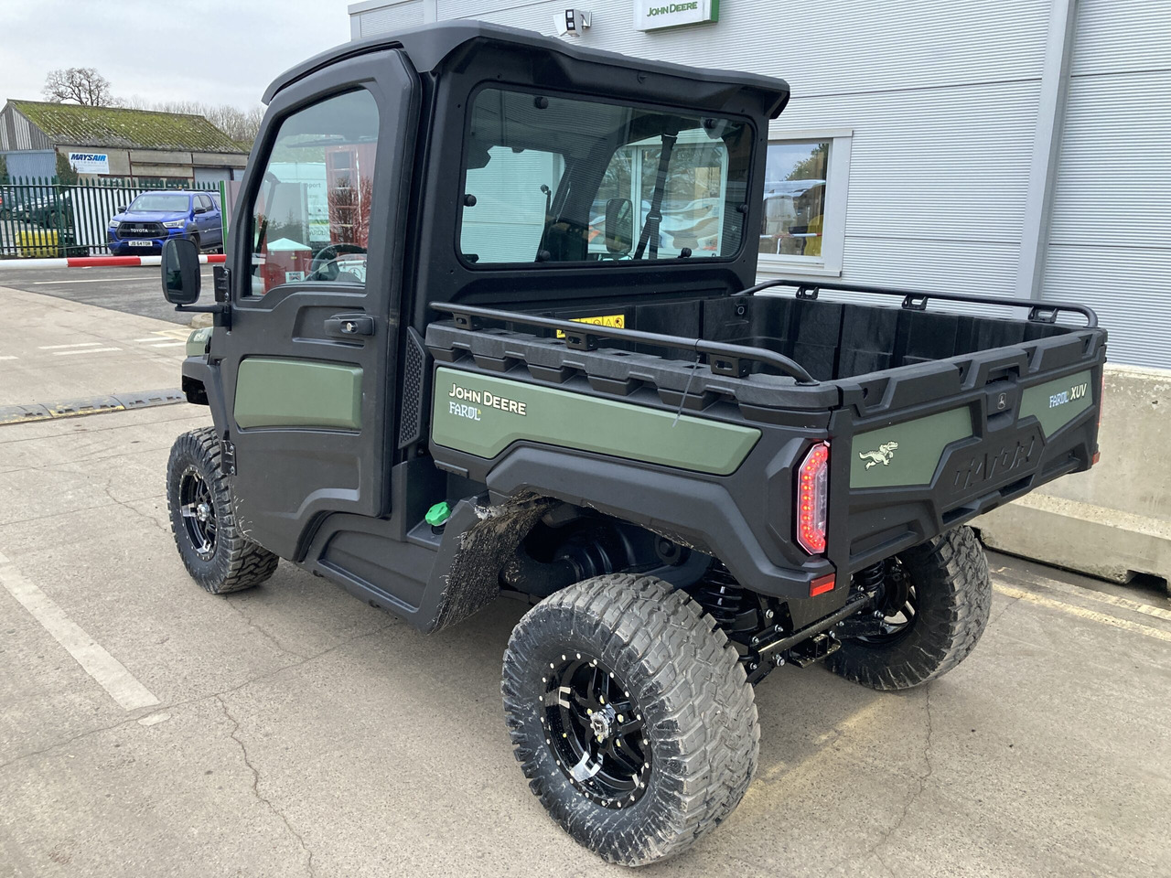 John Deere XUV875M Gator - Quadricycle: photos 3 John Deere XUV875M Gator - Quadricycle: photos 3
