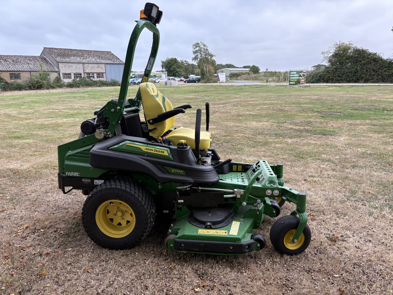 John Deere Z994R Commercial Z-Turn Mower - Motofaucheuse: photos 3 John Deere Z994R Commercial Z-Turn Mower - Motofaucheuse: photos 3