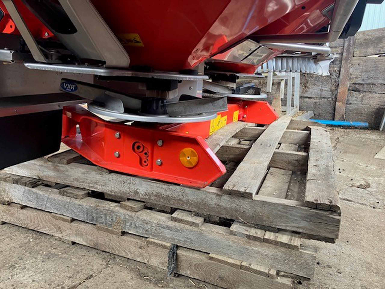 Kuhn Axis 30.2D - Distributeur d'engrais: photos 4 Kuhn Axis 30.2D - Distributeur d'engrais: photos 4