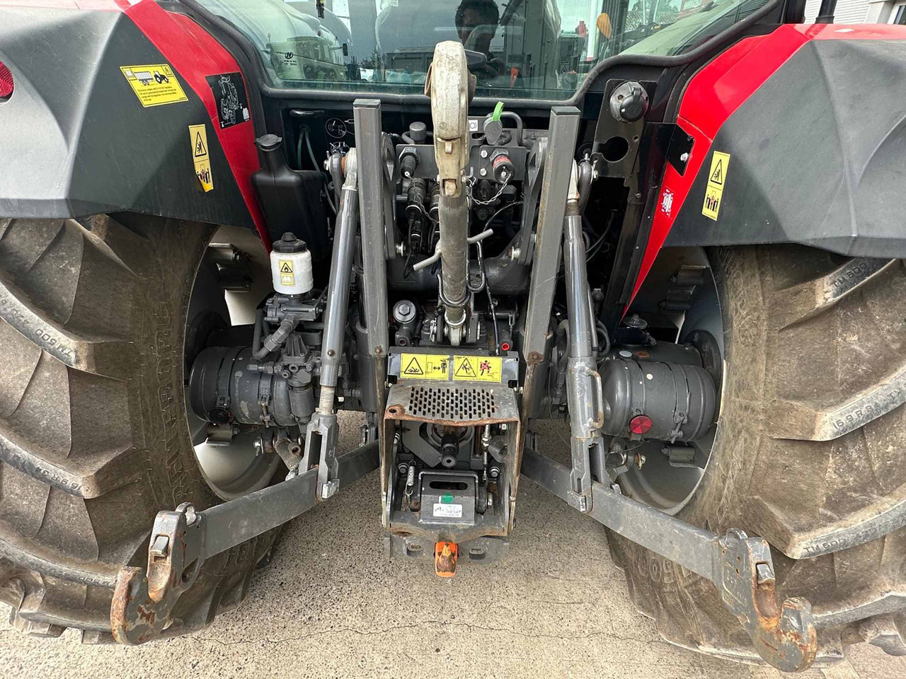 Tracteur agricole Massey Ferguson 4709: photos 13