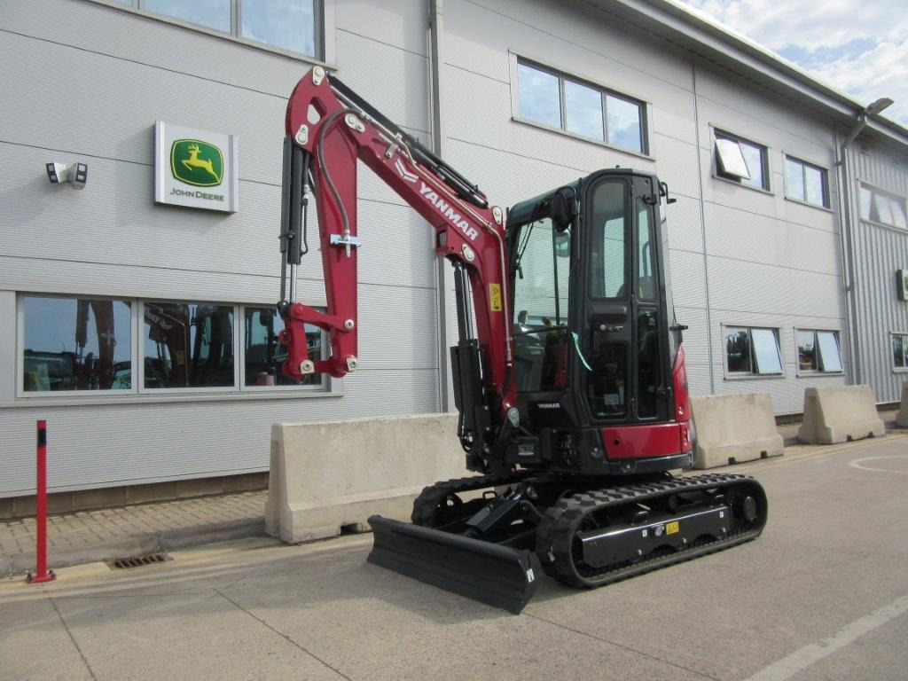 YANMAR VIO27-6 - Pelle: photos 1 YANMAR VIO27-6 - Pelle: photos 1