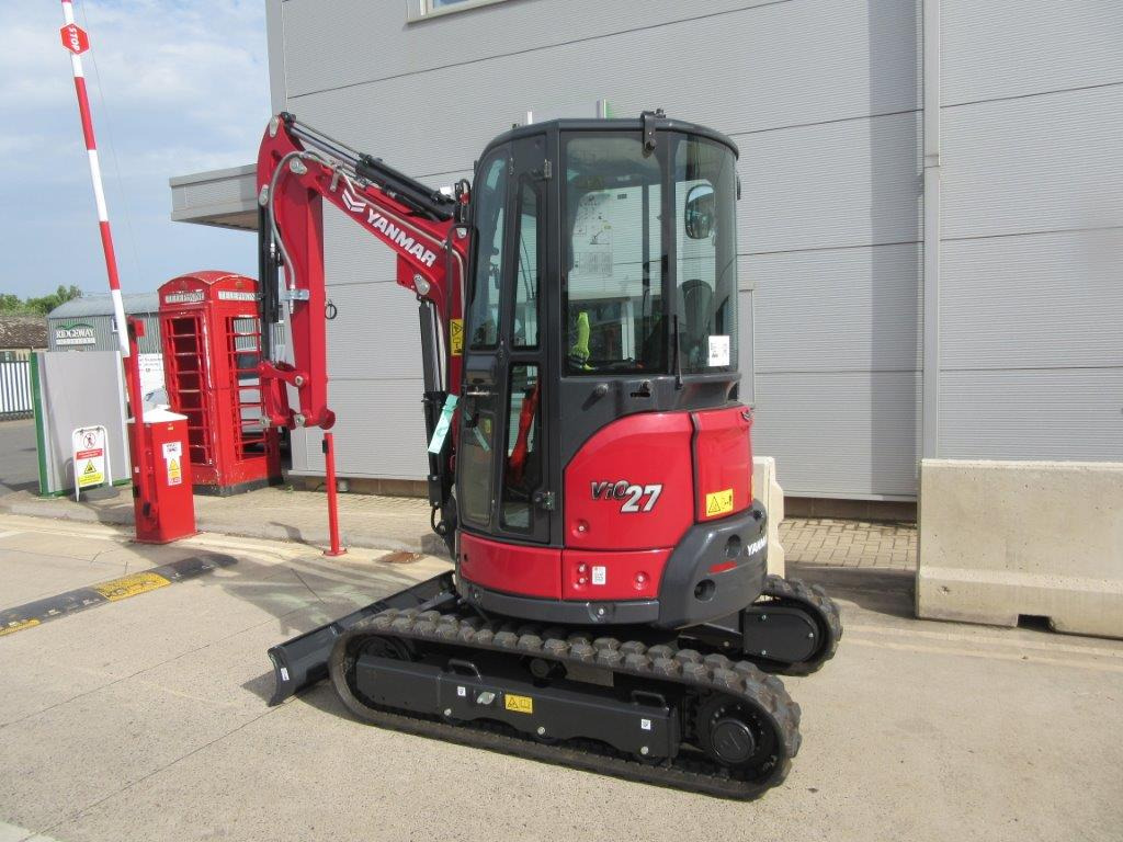 YANMAR VIO27-6 - Pelle: photos 4 YANMAR VIO27-6 - Pelle: photos 4