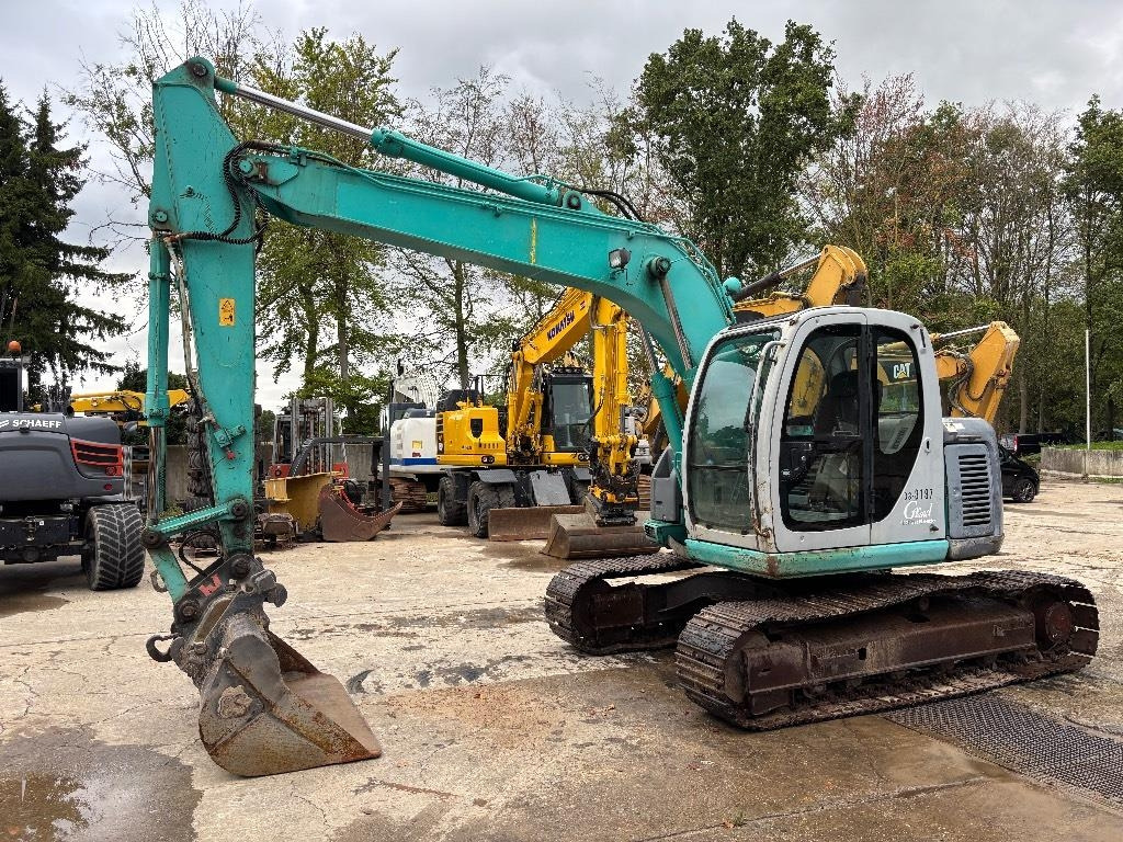 Kobelco SK 135 - Pelle sur chenille: photos 1 Kobelco SK 135 - Pelle sur chenille: photos 1