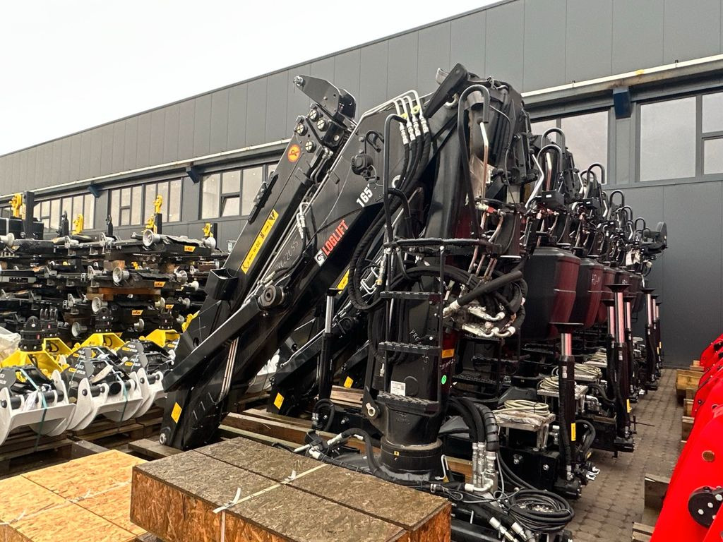 Hiab LogLift 150 Z - Camion grumier, Camion grue: photos 3 Hiab LogLift 150 Z - Camion grumier, Camion grue: photos 3