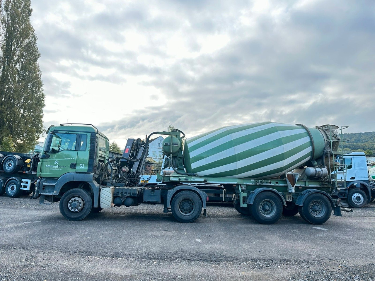 MAN TGS 18.400 Betomischer Auflieger 2Achs Liebherr - Camion malaxeur: photos 1 MAN TGS 18.400 Betomischer Auflieger 2Achs Liebherr - Camion malaxeur: photos 1