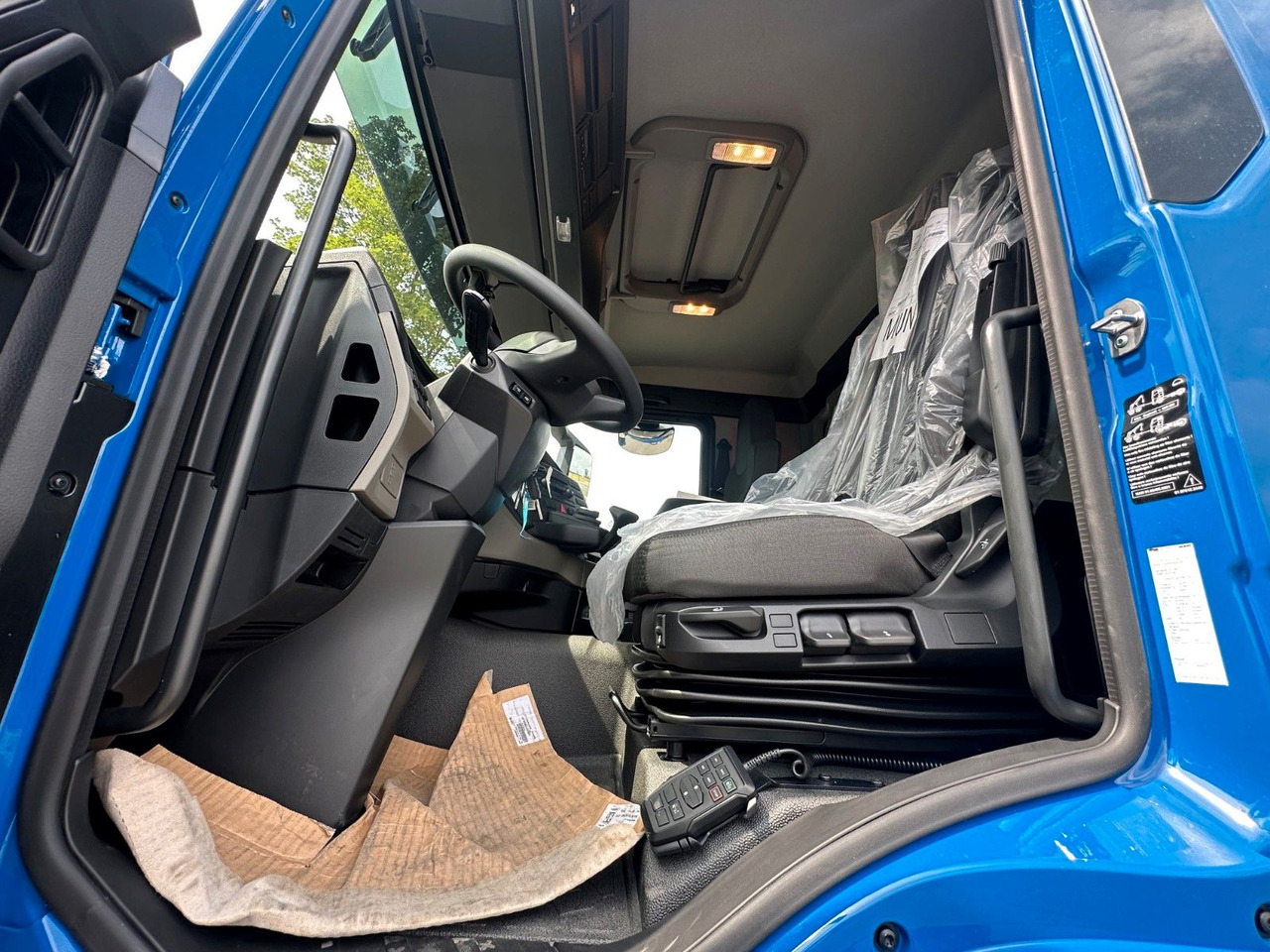 Camion ampliroll, Camion grue MAN TGS 26.480 6x2 Abrollkipper + Kran EPSILON: photos 23