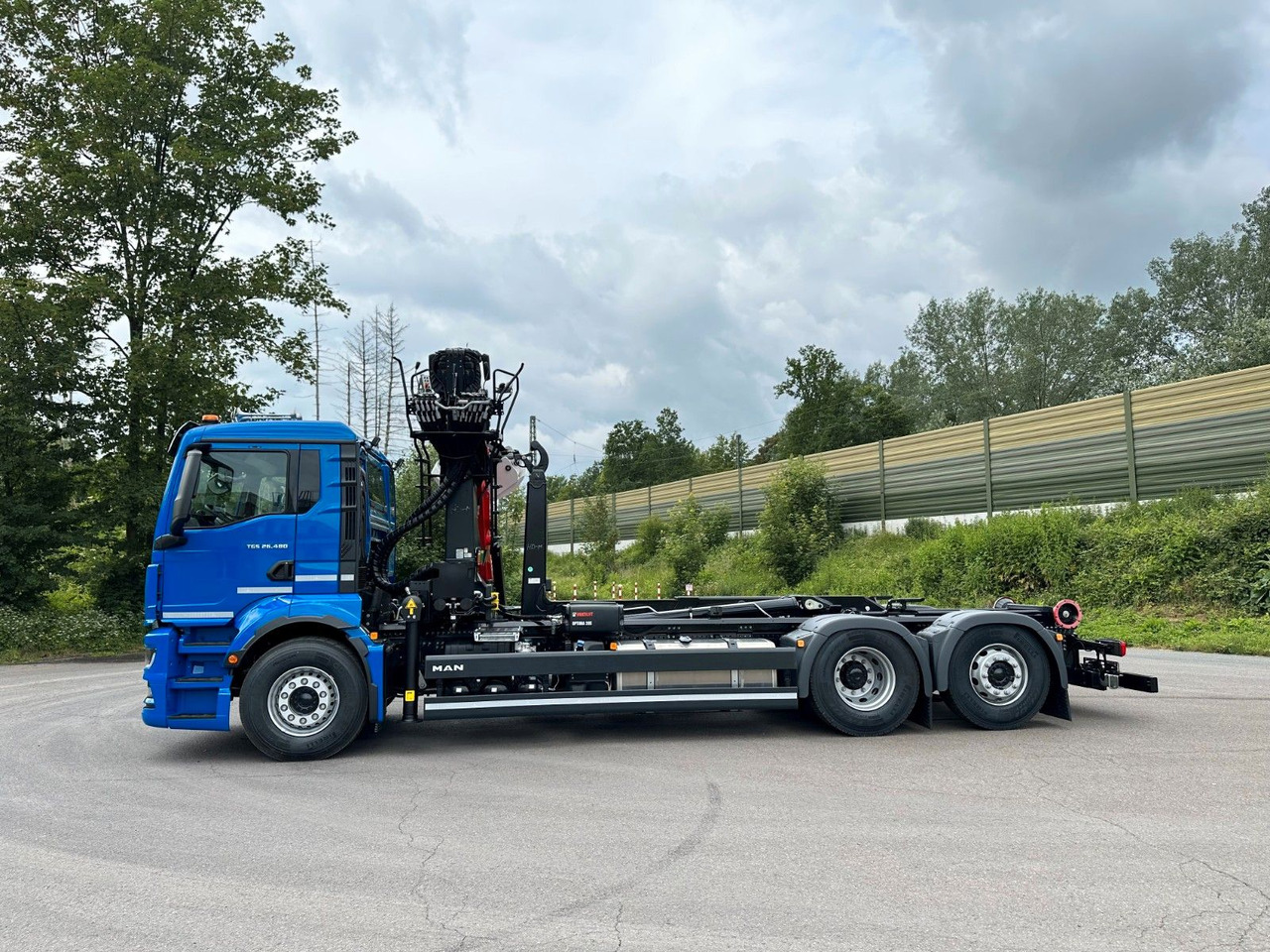 Camion ampliroll, Camion grue MAN TGS 26.480 6x2 Abrollkipper + Kran EPSILON: photos 17