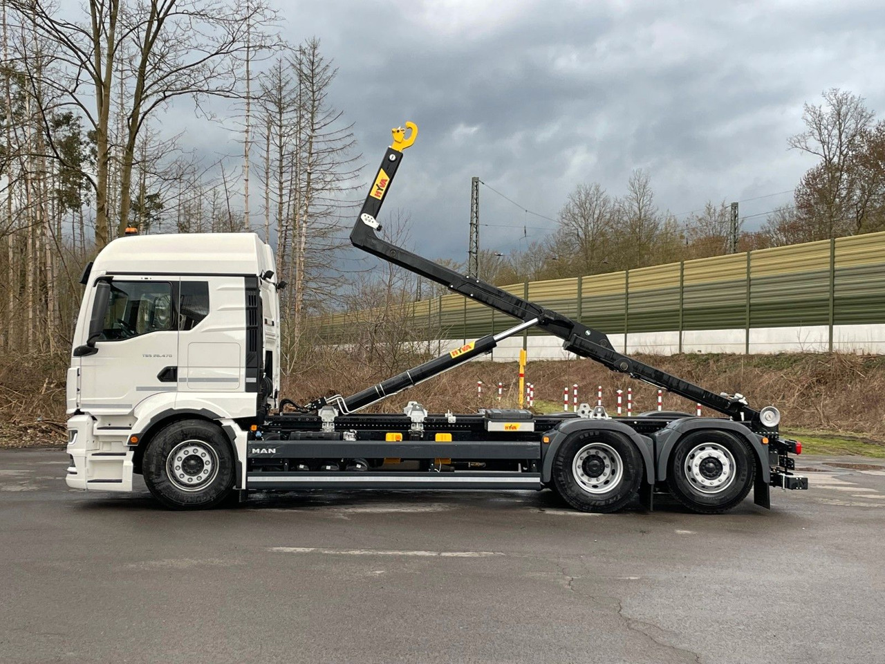 MAN TGS 26.480 6x2 Retarder Hyva 20-60 Abrollkipper - Camion ampliroll: photos 3 MAN TGS 26.480 6x2 Retarder Hyva 20-60 Abrollkipper - Camion ampliroll: photos 3