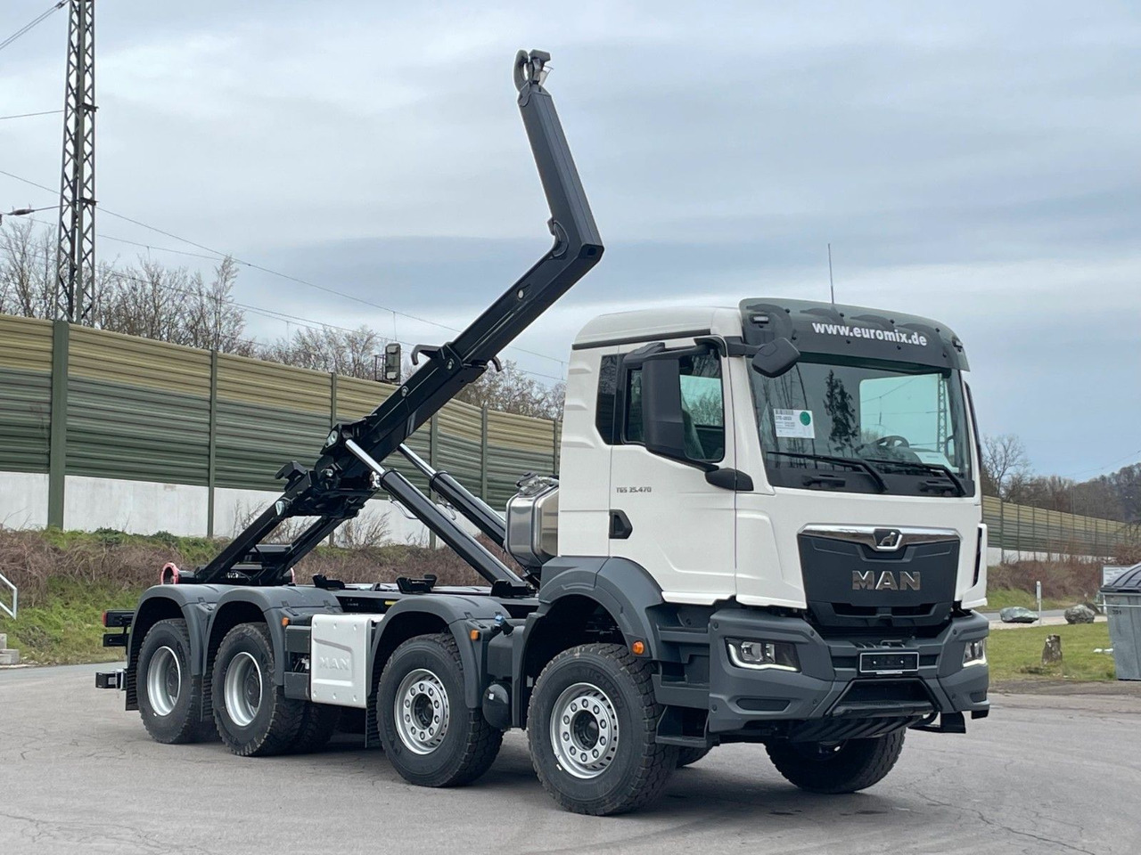 MAN TGS 35.480 8x4 Euro6e Hiab MultLift Abrollkipper - Camion ampliroll, Camion grue: photos 1 MAN TGS 35.480 8x4 Euro6e Hiab MultLift Abrollkipper - Camion ampliroll, Camion grue: photos 1