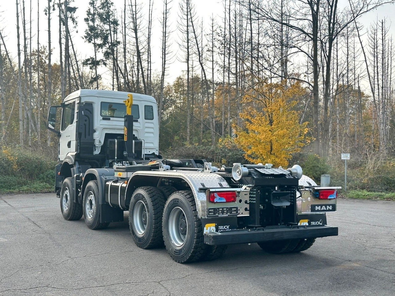 MAN TGS 35.520 8x4 Euro6e Hyva 26-55 Abrollkipper - Camion ampliroll: photos 4 MAN TGS 35.520 8x4 Euro6e Hyva 26-55 Abrollkipper - Camion ampliroll: photos 4