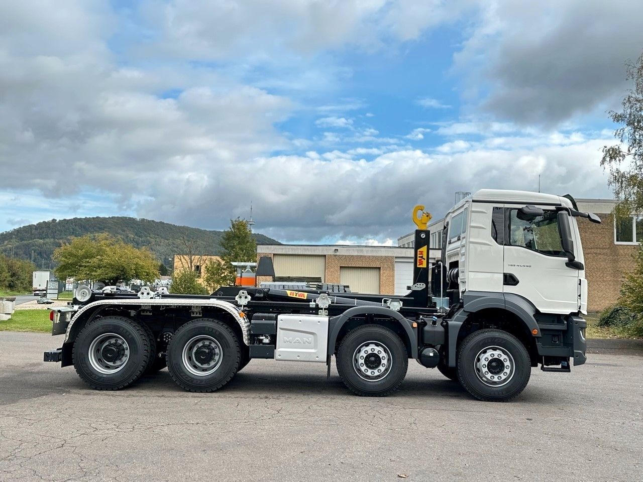 MAN TGS 41.440 8x4 Euro6e Hyva 26-55 Abrollkipper - Camion ampliroll: photos 5 MAN TGS 41.440 8x4 Euro6e Hyva 26-55 Abrollkipper - Camion ampliroll: photos 5