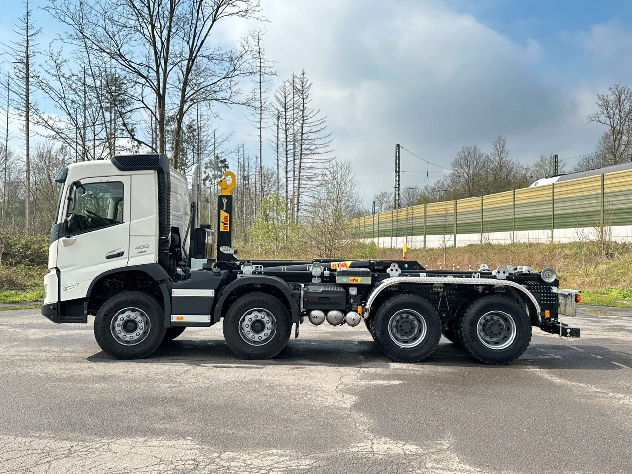 Volvo FMX 460 8x4 Hiab MultLift Abrollkipper Euro6e - Camion ampliroll, Camion grue: photos 3 Volvo FMX 460 8x4 Hiab MultLift Abrollkipper Euro6e - Camion ampliroll, Camion grue: photos 3
