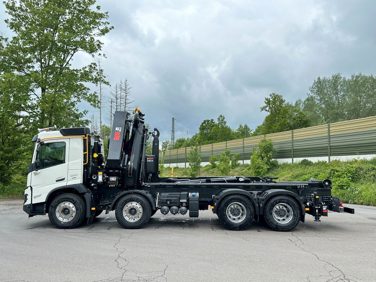 Volvo FMX 500 8x4 Abrollkipper + Kran Hiab 658-6 - Camion ampliroll, Camion grue: photos 4 Volvo FMX 500 8x4 Abrollkipper + Kran Hiab 658-6 - Camion ampliroll, Camion grue: photos 4