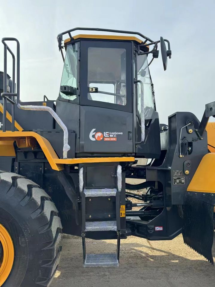 China LiuGong 862H 856H China Construction Equipment USED CLG862H CLG856H Wheel Loader 2022 - Chargeuse sur pneus: photos 3 China LiuGong 862H 856H China Construction Equipment USED CLG862H CLG856H Wheel Loader 2022 - Chargeuse sur pneus: photos 3