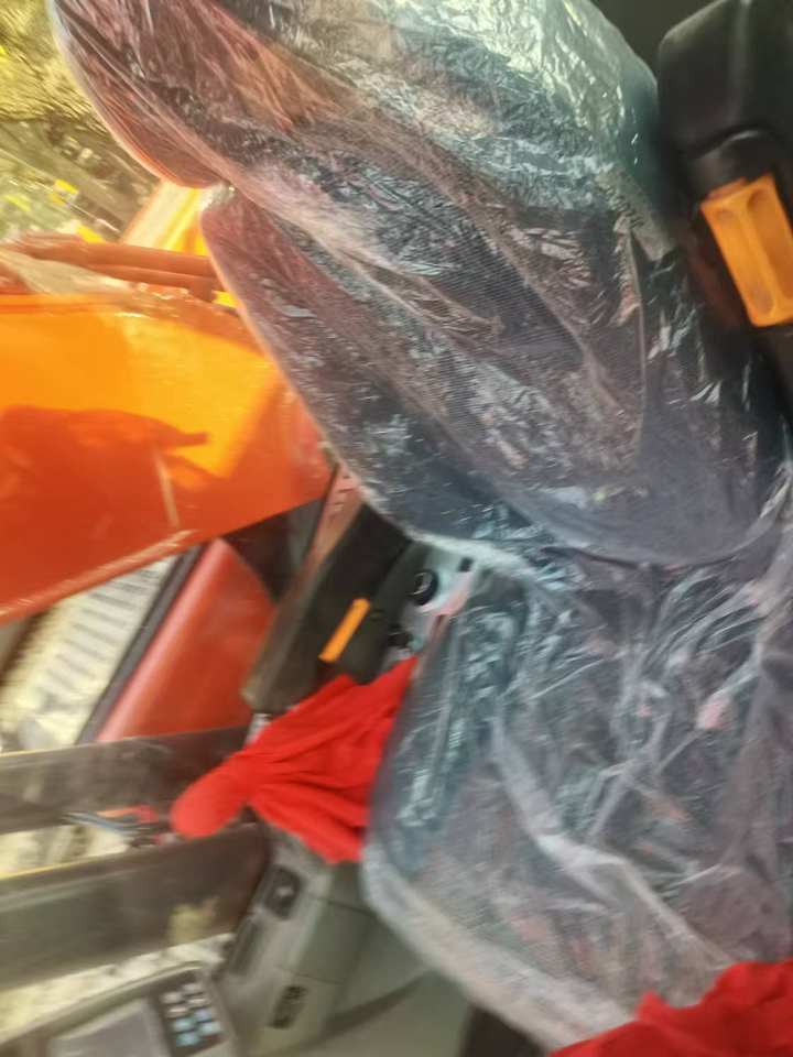 Doosan DX 225 - Pelle sur chenille: photos 5 Doosan DX 225 - Pelle sur chenille: photos 5