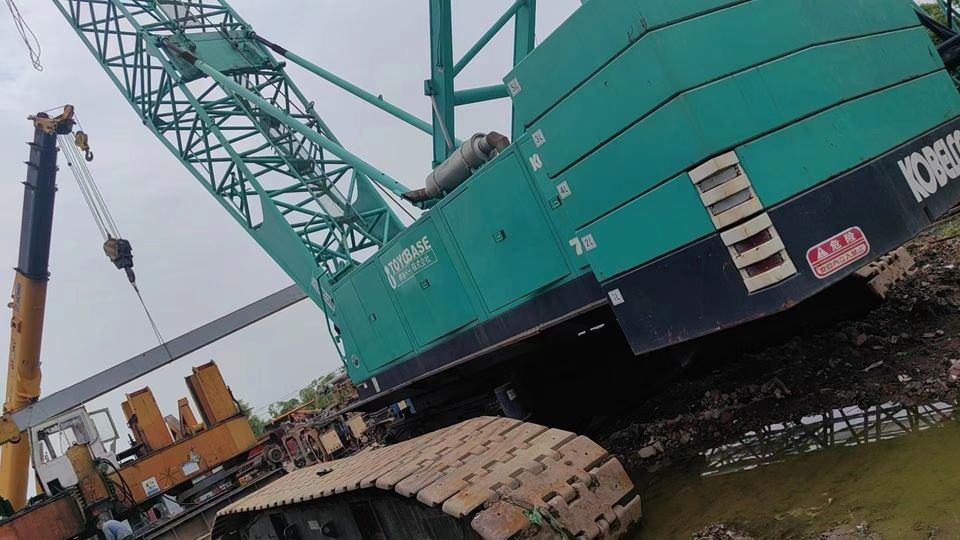 KOBELCO 150TON Crawler Crane for Containers Original Second Hand with Core Components on Sale! - Grue sur chenilles: photos 2 KOBELCO 150TON Crawler Crane for Containers Original Second Hand with Core Components on Sale! - Grue sur chenilles: photos 2