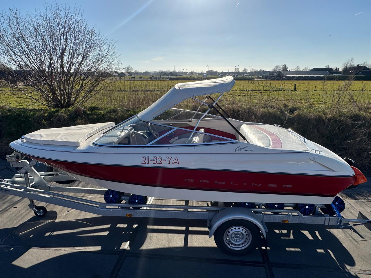Bayliner Capri 1851 SS 4,3L V6+ Kalf Trailer - Autre matériel: photos 3 Bayliner Capri 1851 SS 4,3L V6+ Kalf Trailer - Autre matériel: photos 3