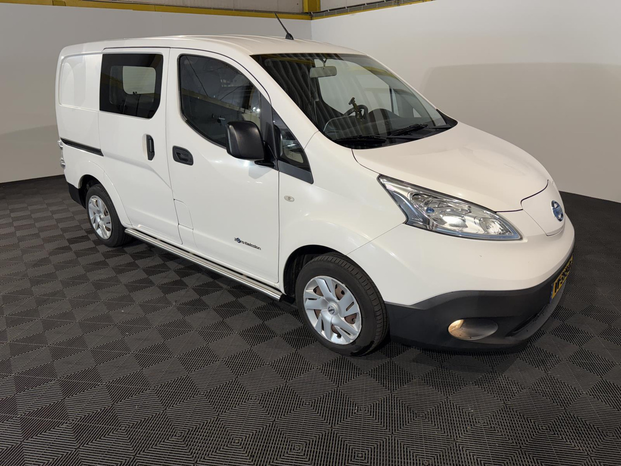 Nissan | e-NV200 | Optima | 2016 | 127.008 km | VT395B | Logisch - Autre matériel: photos 2 Nissan | e-NV200 | Optima | 2016 | 127.008 km | VT395B | Logisch - Autre matériel: photos 2