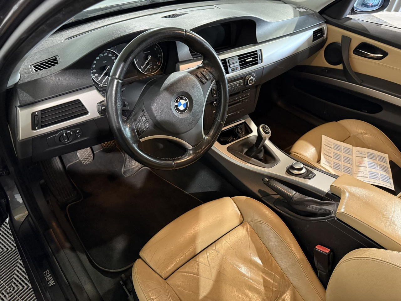 BMW 3-serie Touring 318i Business Line| 2007 | 317.522 km | 91-ZK-RR - Voiture: photos 4 BMW 3-serie Touring 318i Business Line| 2007 | 317.522 km | 91-ZK-RR - Voiture: photos 4