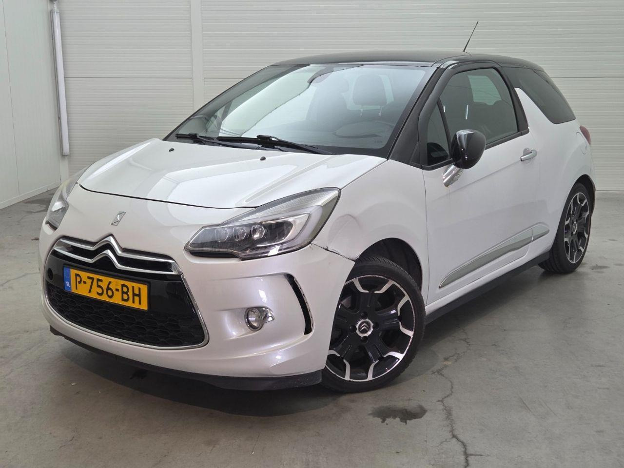 Citroen DS3 1.2 PureTech So Red | 2015 | 145.682 km | P756BH | NAP: Geen oordeel - Voiture: photos 1 Citroen DS3 1.2 PureTech So Red | 2015 | 145.682 km | P756BH | NAP: Geen oordeel - Voiture: photos 1
