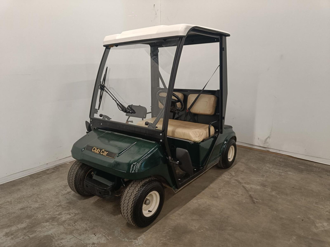 Club Car DS met Mauser cabine TVK-48-S - Voiturette de golf: photos 1 Club Car DS met Mauser cabine TVK-48-S - Voiturette de golf: photos 1