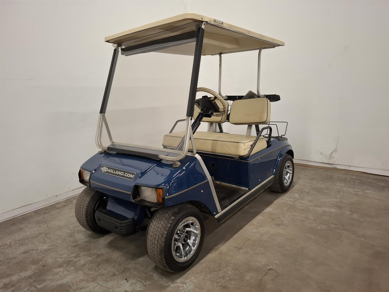 ClubCar Ds 2 seater T-50-BVD - Voiturette de golf: photos 1 ClubCar Ds 2 seater T-50-BVD - Voiturette de golf: photos 1