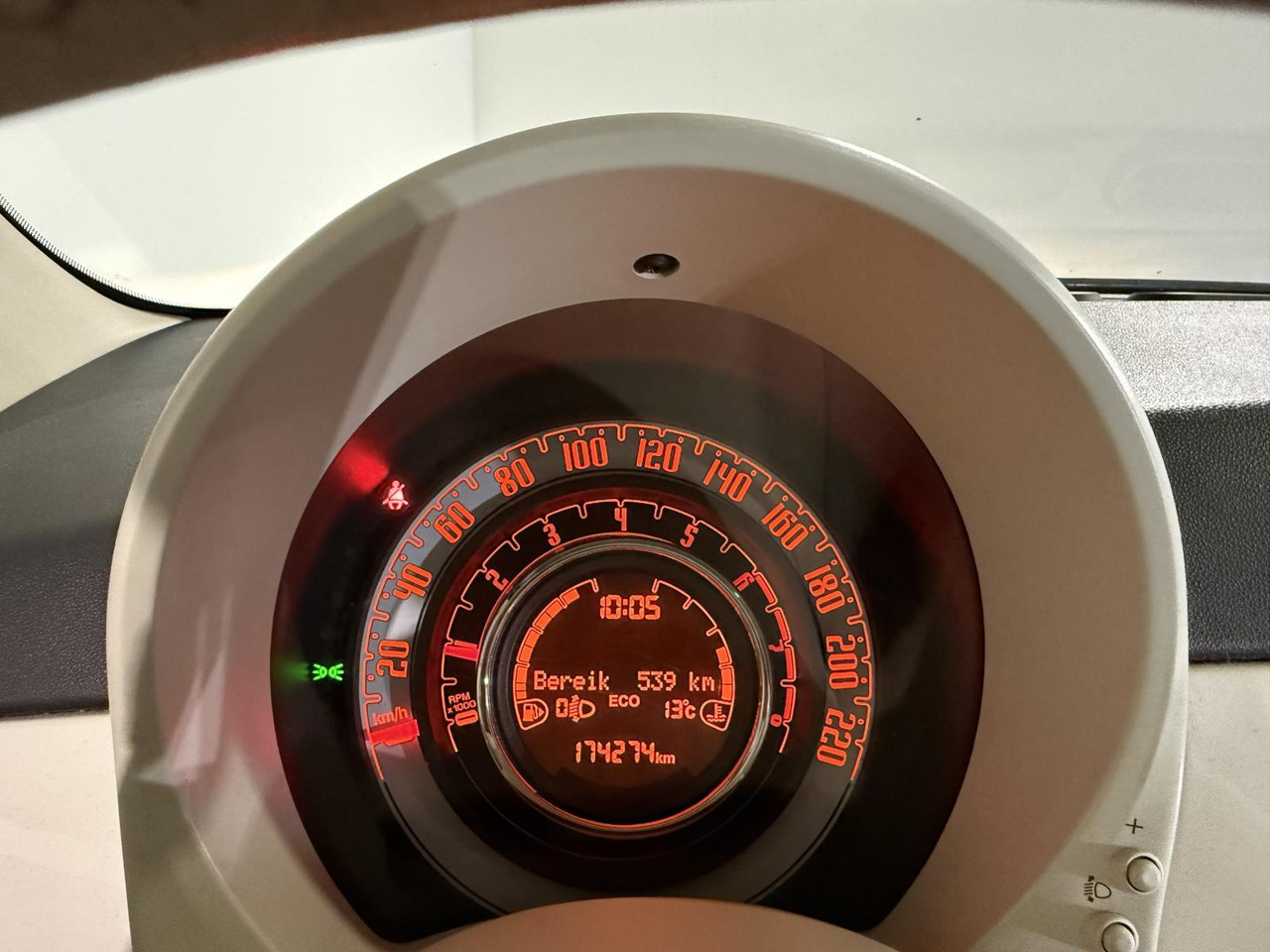 Fiat | 500 | 0.9 TwinAir Turbo Lounge | 2017 | 174.274 km | KX085G | Logisch - Voiture à hayon: photos 2 Fiat | 500 | 0.9 TwinAir Turbo Lounge | 2017 | 174.274 km | KX085G | Logisch - Voiture à hayon: photos 2