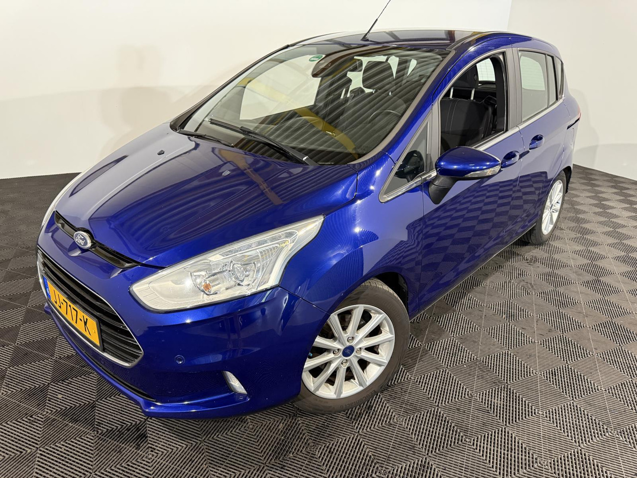 Ford B-Max 1.0 Ecoboost Titanium | 2016 | 184.407 km | JJ-717-K - Voiture: photos 1 Ford B-Max 1.0 Ecoboost Titanium | 2016 | 184.407 km | JJ-717-K - Voiture: photos 1