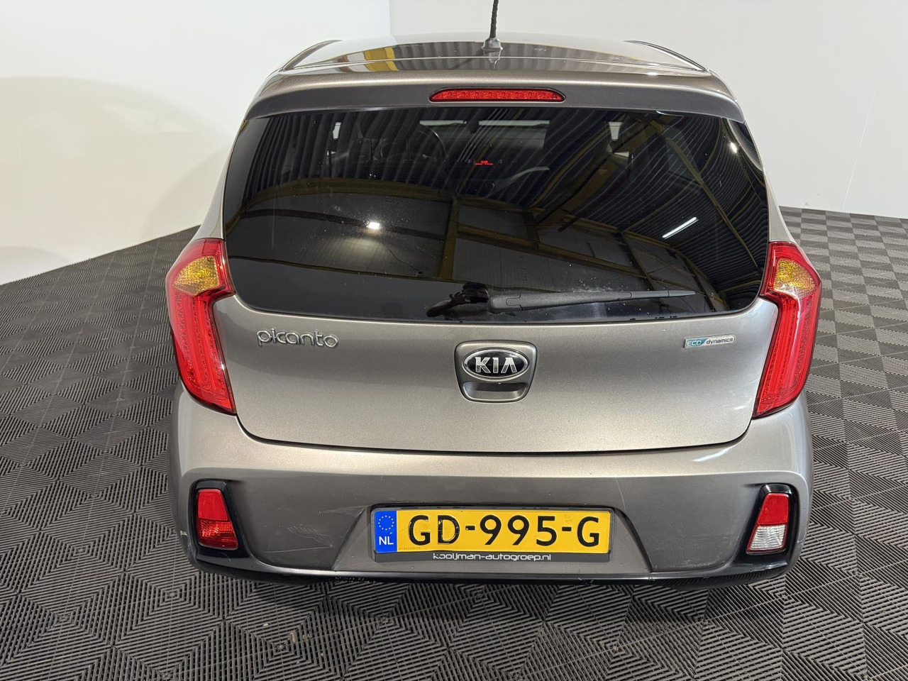 Kia Picanto 1.2 CVVT First Edition | 2015 | 187.806 km | GD-995-G - Voiture à hayon: photos 5 Kia Picanto 1.2 CVVT First Edition | 2015 | 187.806 km | GD-995-G - Voiture à hayon: photos 5