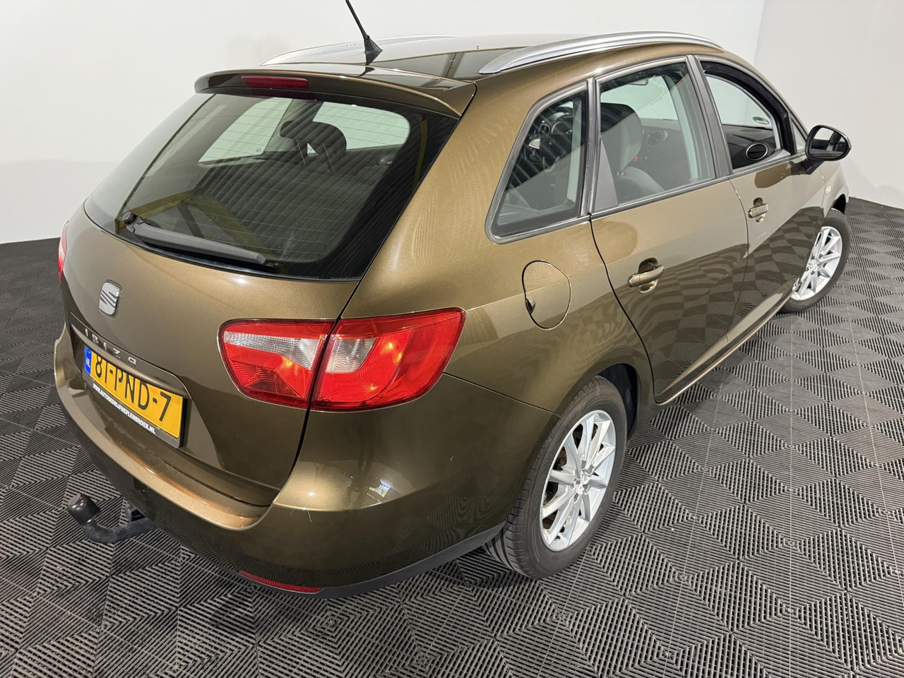 SEAT | Ibiza ST | 1.4 Style | 2011 | 276.390 km | 81PND7 | Logisch - Voiture: photos 5 SEAT | Ibiza ST | 1.4 Style | 2011 | 276.390 km | 81PND7 | Logisch - Voiture: photos 5