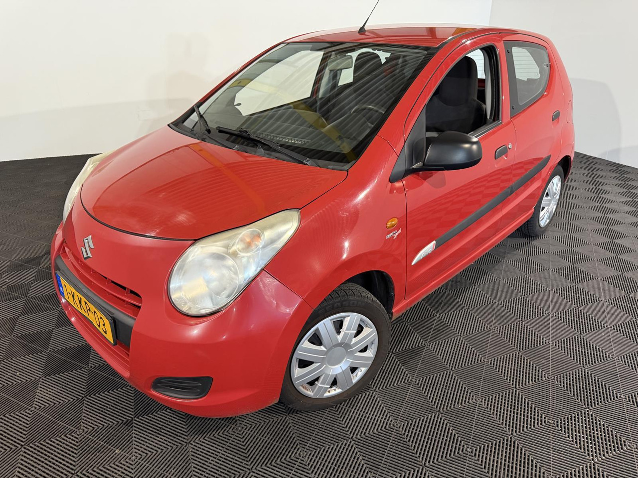Suzuki Alto 1.0 Base | 2009 | 86.997 km | 1-KKP-03 - Voiture à hayon: photos 1 Suzuki Alto 1.0 Base | 2009 | 86.997 km | 1-KKP-03 - Voiture à hayon: photos 1