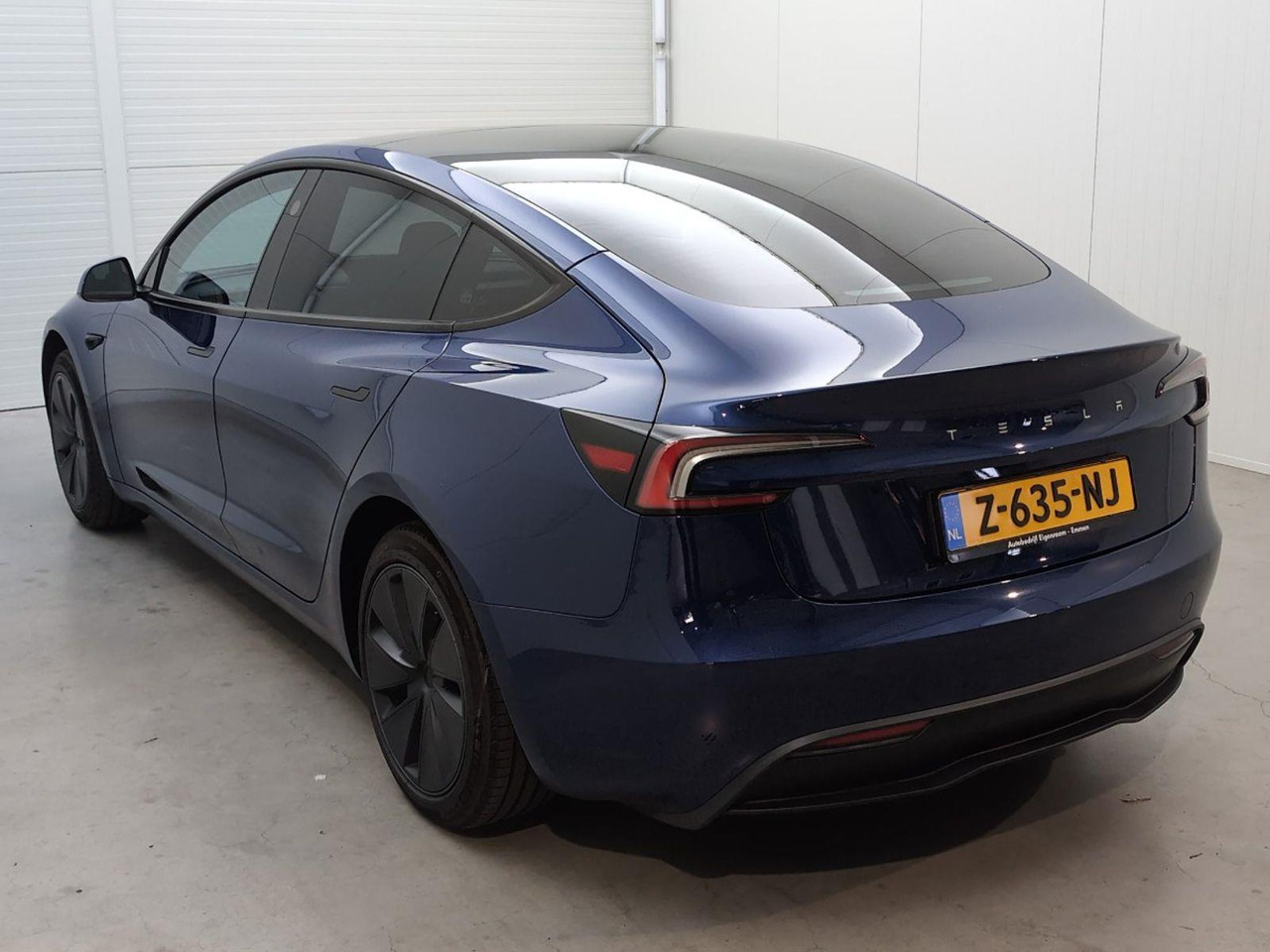 Tesla Model 3 RWD 60 kWh | 2024 | 34.719 km | Automaat | Z635NJ | NAP: Logisch - Voiture à hayon: photos 3 Tesla Model 3 RWD 60 kWh | 2024 | 34.719 km | Automaat | Z635NJ | NAP: Logisch - Voiture à hayon: photos 3