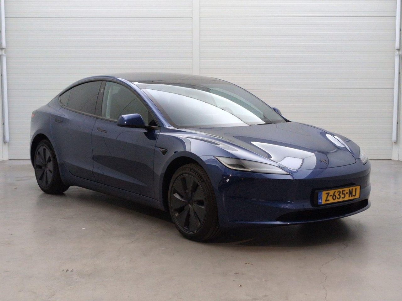Tesla Model 3 RWD 60 kWh | 2024 | 34.719 km | Automaat | Z635NJ | NAP: Logisch - Voiture à hayon: photos 2 Tesla Model 3 RWD 60 kWh | 2024 | 34.719 km | Automaat | Z635NJ | NAP: Logisch - Voiture à hayon: photos 2