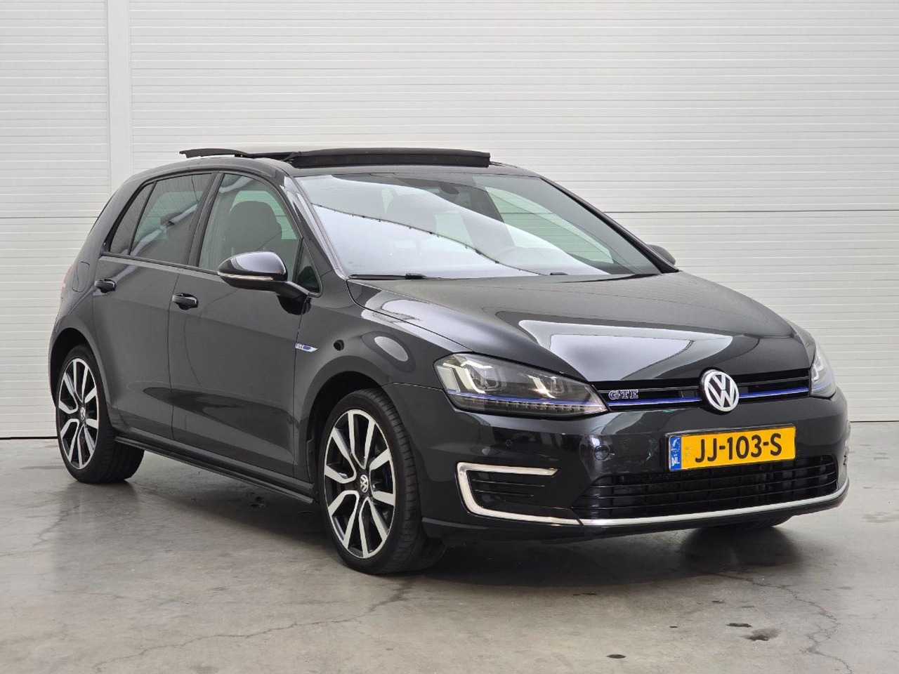 Volkswagen Golf 1.4 TSI GTE | 2015 | 187.781 km | Automaat | JJ103S | NAP: Geen oordeel - Voiture à hayon: photos 2 Volkswagen Golf 1.4 TSI GTE | 2015 | 187.781 km | Automaat | JJ103S | NAP: Geen oordeel - Voiture à hayon: photos 2