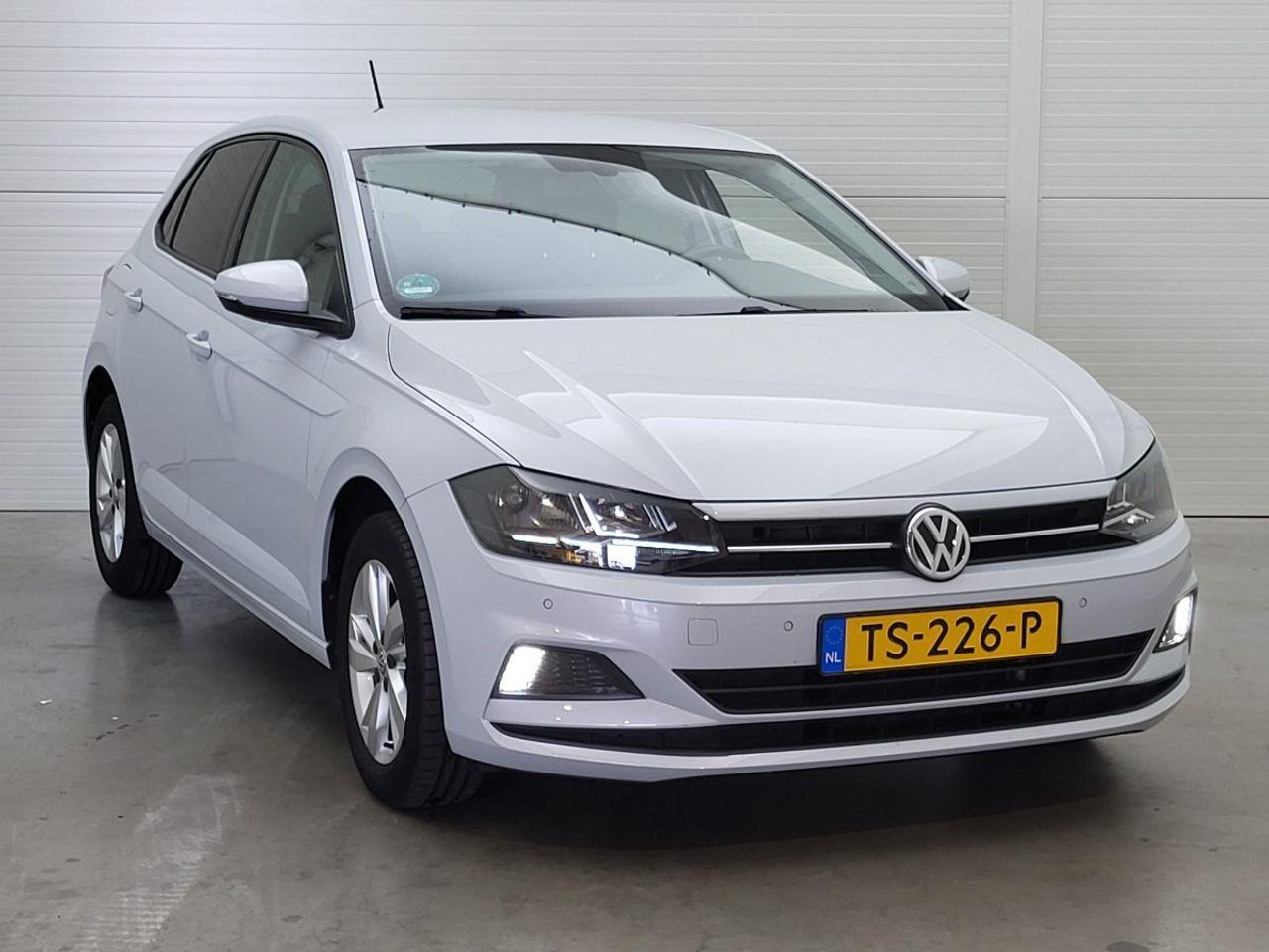 Volkswagen Polo 1.0 TSI Comfortline Business | 2018 | 175.017 km | TS226P | NAP: Geen oordeel - Voiture: photos 2 Volkswagen Polo 1.0 TSI Comfortline Business | 2018 | 175.017 km | TS226P | NAP: Geen oordeel - Voiture: photos 2