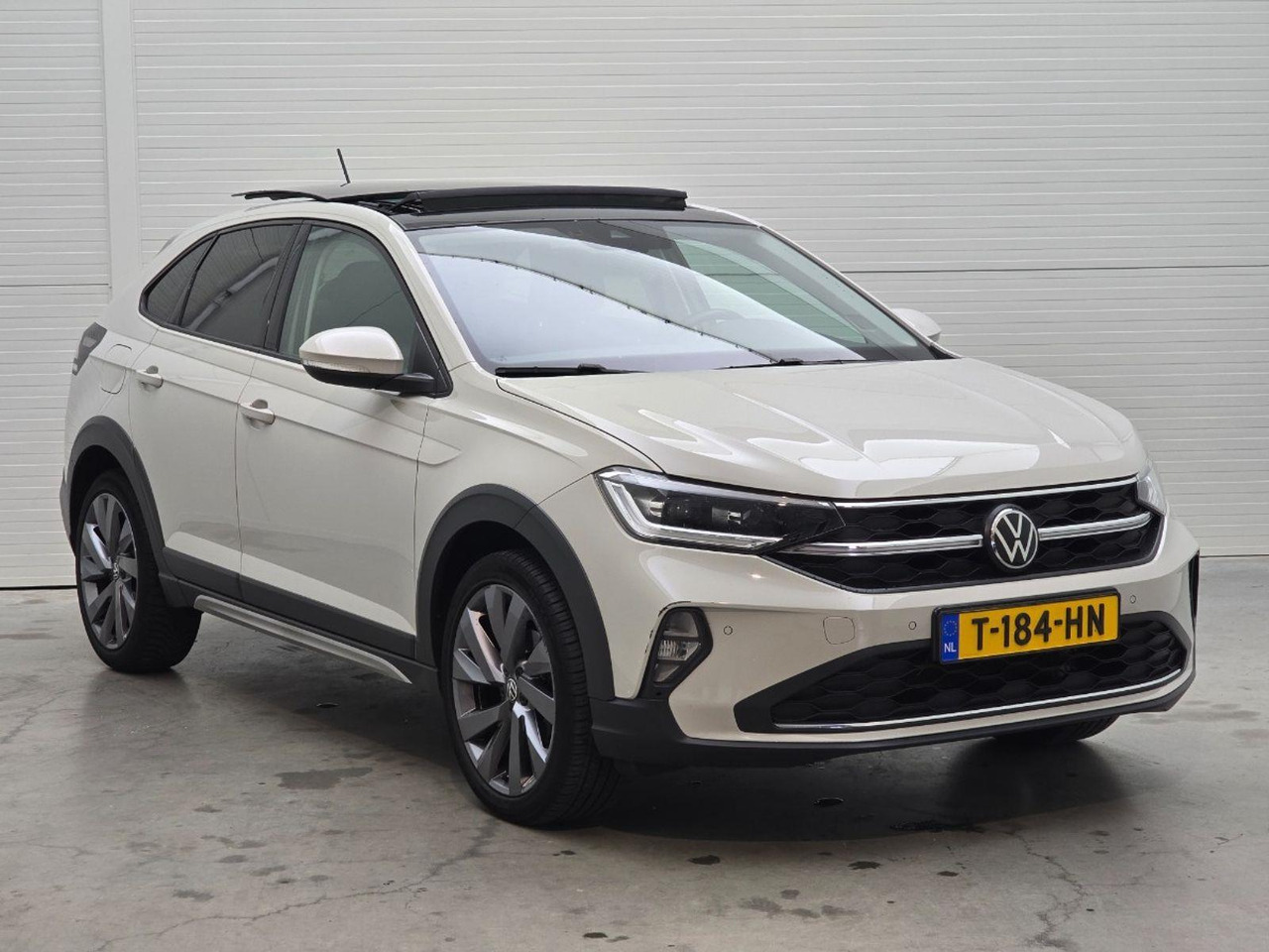 Volkswagen Taigo 1.0 TSI R - Line | 2022 | 80.273 km | Automaat | T184HN | NAP: Geen oordeel - SUV: photos 2 Volkswagen Taigo 1.0 TSI R - Line | 2022 | 80.273 km | Automaat | T184HN | NAP: Geen oordeel - SUV: photos 2