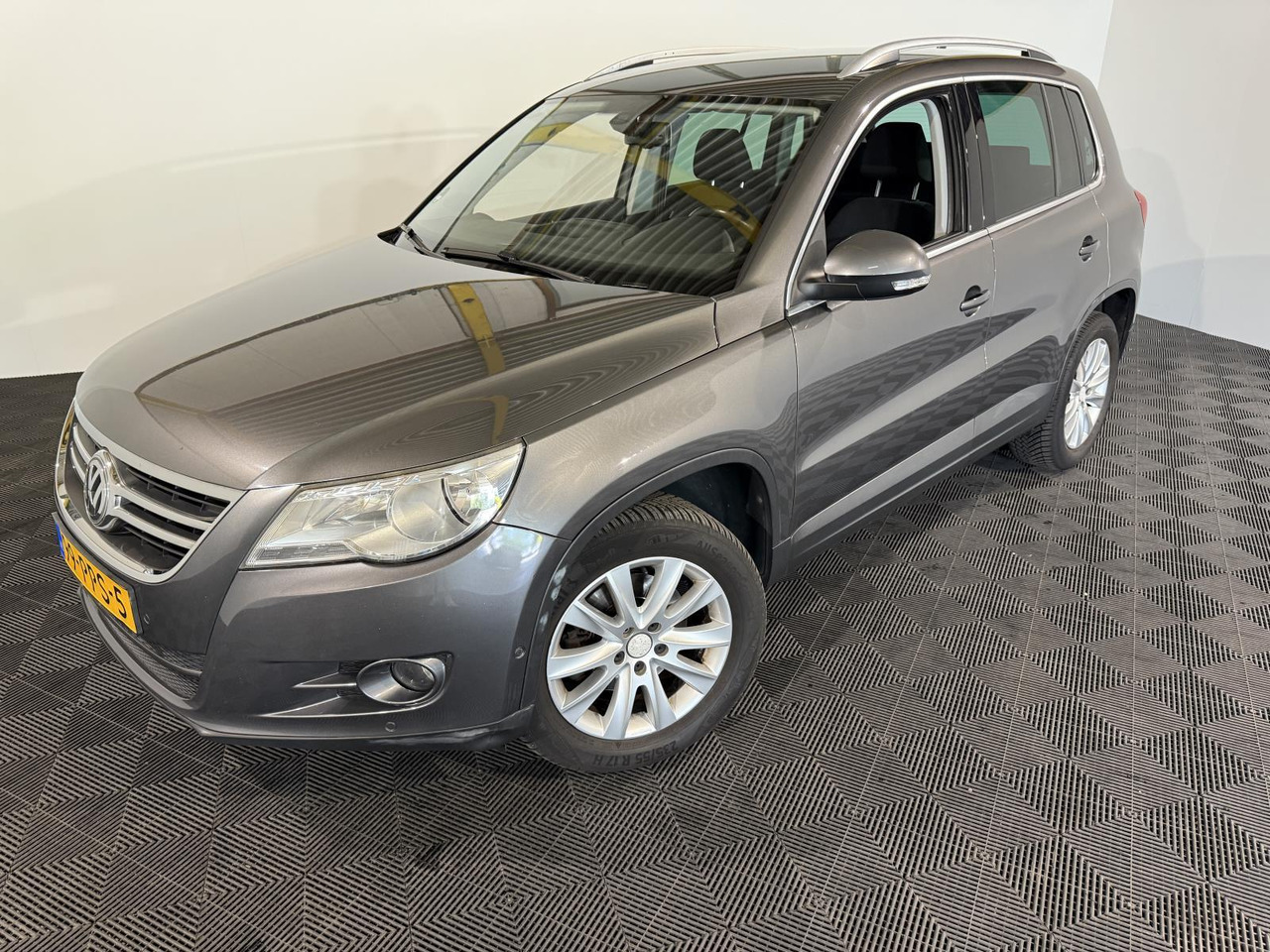 Voiture Volkswagen Tiguan 1.4 TSI Sport&Style 99-PPS-5 266.257 km: photos 1