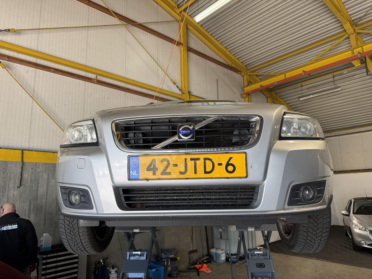Volvo V50 1.6D DRIVe | 2009 | 255.196 km | 42-JTD-6 - Voiture: photos 2 Volvo V50 1.6D DRIVe | 2009 | 255.196 km | 42-JTD-6 - Voiture: photos 2