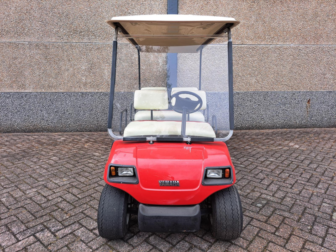 Yamaha shuttle 6 (1) JU2-f4236-20 - Voiturette de golf: photos 2 Yamaha shuttle 6 (1) JU2-f4236-20 - Voiturette de golf: photos 2
