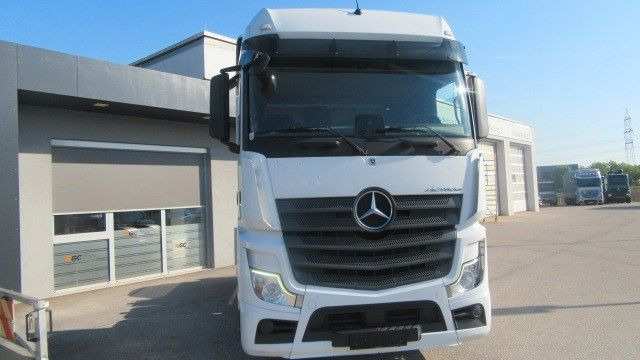 Mercedes-Benz Actros 1845LS Kipphydr. 2 Leiter - Tracteur routier: photos 2 Mercedes-Benz Actros 1845LS Kipphydr. 2 Leiter - Tracteur routier: photos 2