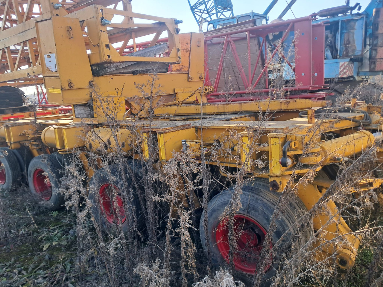 Capperi RCT57A - Semi-remorque surbaissé: photos 5 Capperi RCT57A - Semi-remorque surbaissé: photos 5