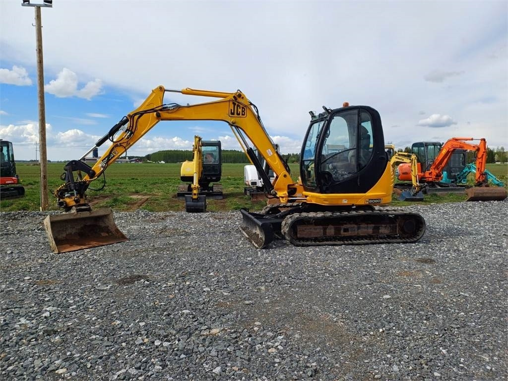 JCB 8080 Engconin pyörittäjällä - Mini pelle: photos 2 JCB 8080 Engconin pyörittäjällä - Mini pelle: photos 2