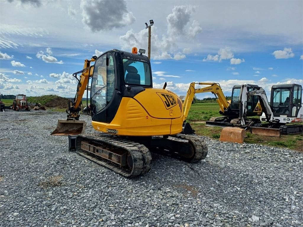 JCB 8080 pyörittäjällä - Mini pelle: photos 4 JCB 8080 pyörittäjällä - Mini pelle: photos 4