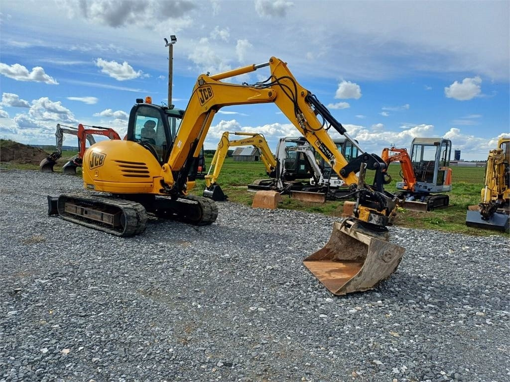 JCB 8080 pyörittäjällä - Mini pelle: photos 5 JCB 8080 pyörittäjällä - Mini pelle: photos 5