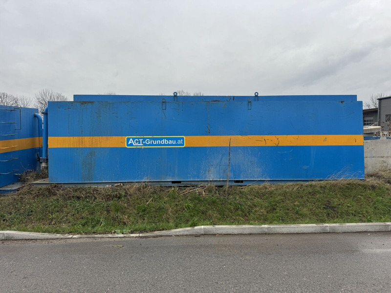 Polymertanks in several sizes 50 - 40 - 30m3 - Semi-remorque citerne: photos 2 Polymertanks in several sizes 50 - 40 - 30m3 - Semi-remorque citerne: photos 2