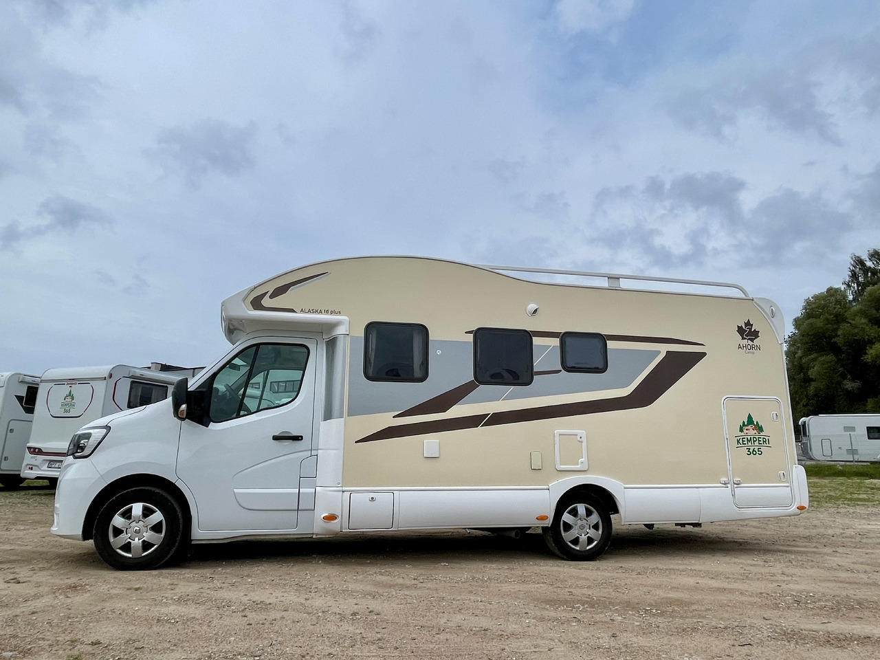 AHORN CAMP Alaska TD plus - Camping-car profilé: photos 3 AHORN CAMP Alaska TD plus - Camping-car profilé: photos 3