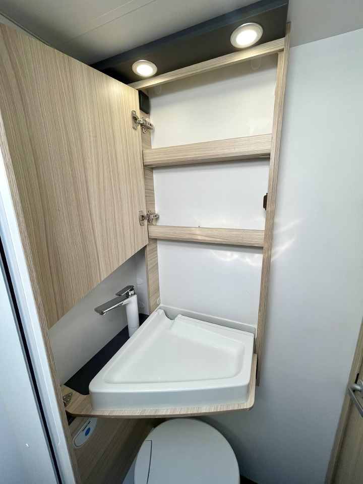 Camping-car capucine SUN LIVING A 75 DP: photos 12