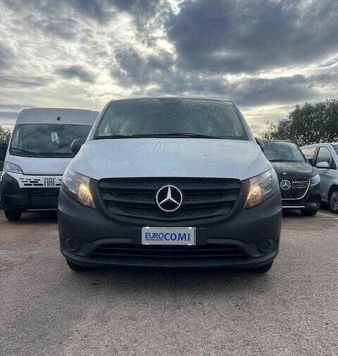 Mercedes Benz VITO FURGONE 110 LONG TRAZ. ANT. - Fourgon utilitaire: photos 1 Mercedes Benz VITO FURGONE 110 LONG TRAZ. ANT. - Fourgon utilitaire: photos 1
